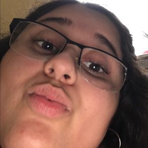 Meet your Posher, Elida